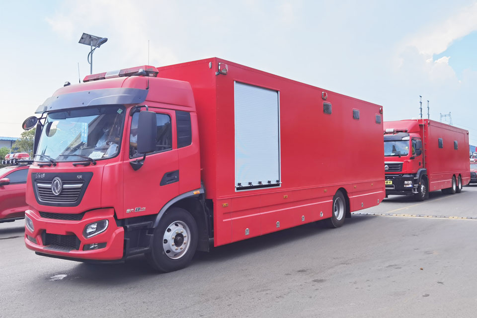 東風天錦淋浴車960X640 5.jpg